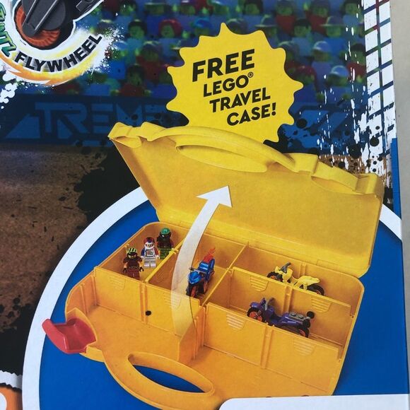 LEGO City Stuntz Set 3 Minifigures 3 Bikes and Carrying Case 66707 New i… - Picture 4 of 5